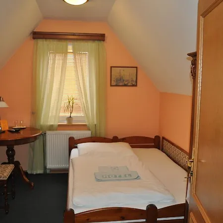Garni Na Havlíčku 3* Kutná Hora